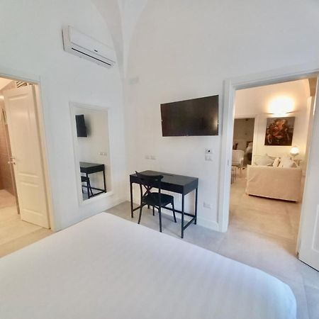 Li Frati Suite Lecce Exterior foto