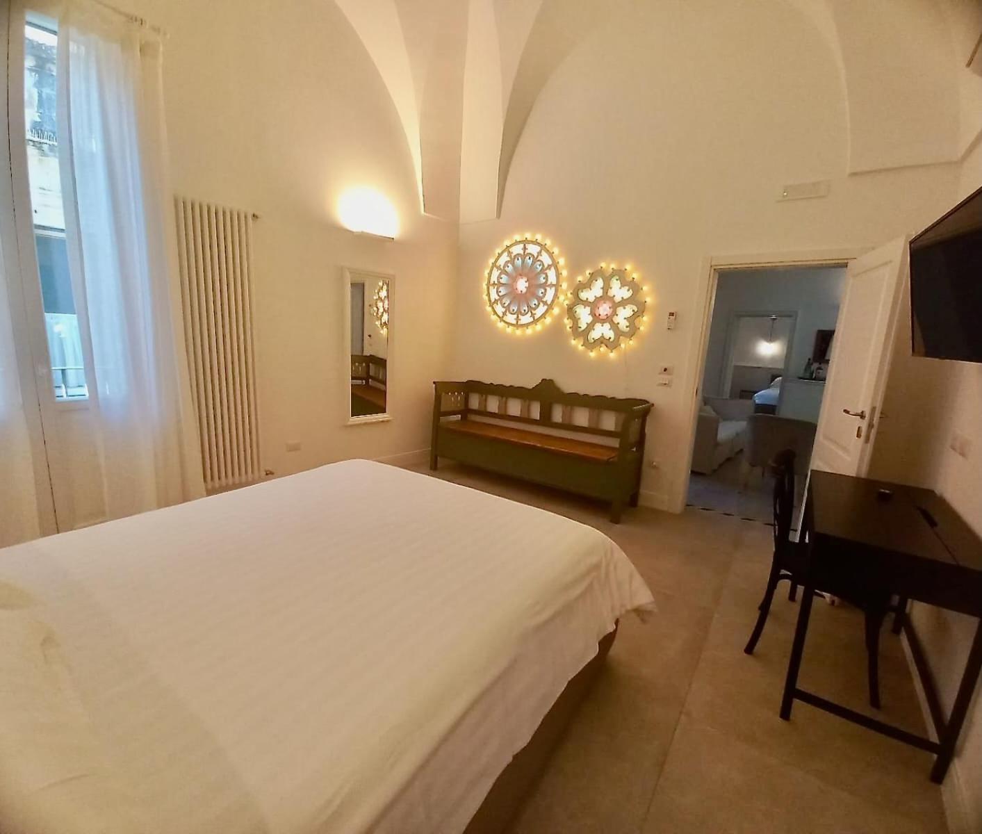 Li Frati Suite Lecce Exterior foto